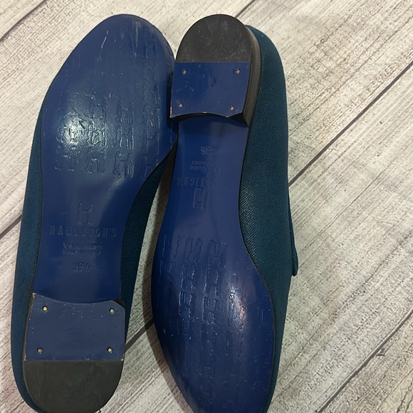 Women’s Iconic Hadleigh’s blue Loafers
39.5, US Sz 8 - Picture 3 of 8